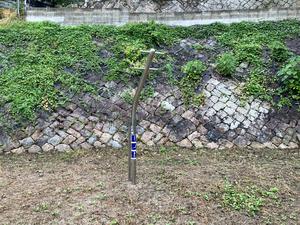 鍛冶屋公園のぶらさがり系 (ハングストレッチに似た遊具。写真は問い合わせフォームでいただいたもの。2026.10.24)